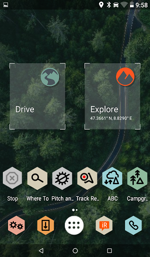 GARMIN Overlander - Main menu in portrait mode